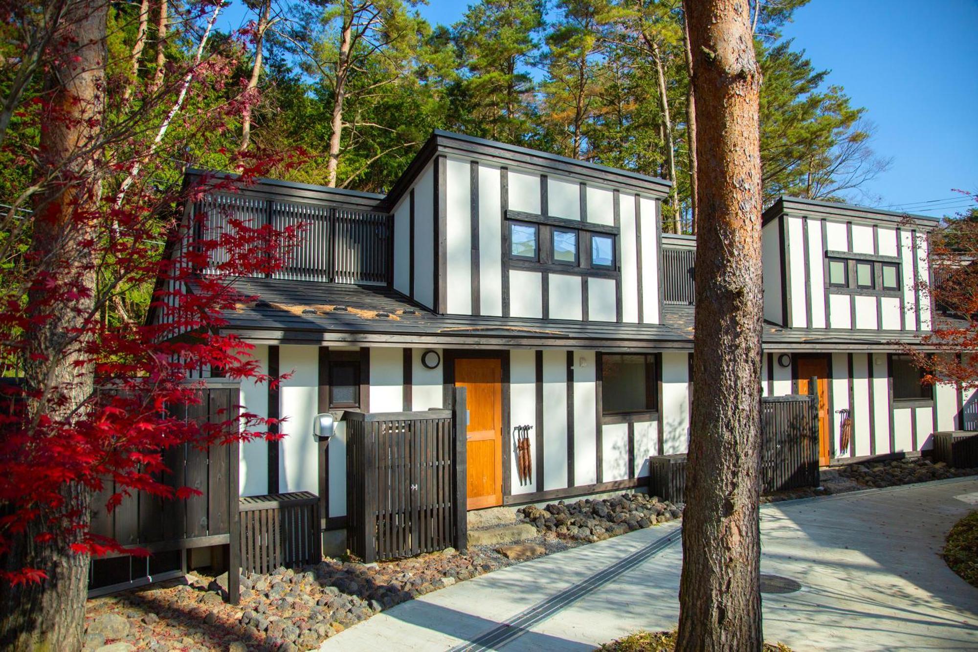 Glamping Villa Hanz Kawaguchiko Fujikawaguchiko Bagian luar foto